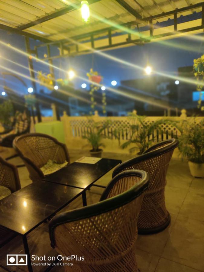 Madhav Guest House Jaipur Ngoại thất bức ảnh